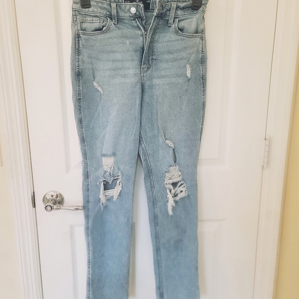 3R/2R W26R Never worn Hollister Jeans